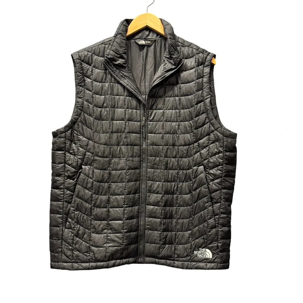 The North Face Trekker Vest Mens Large ThermoBall Eco Black Puffer Full Zip